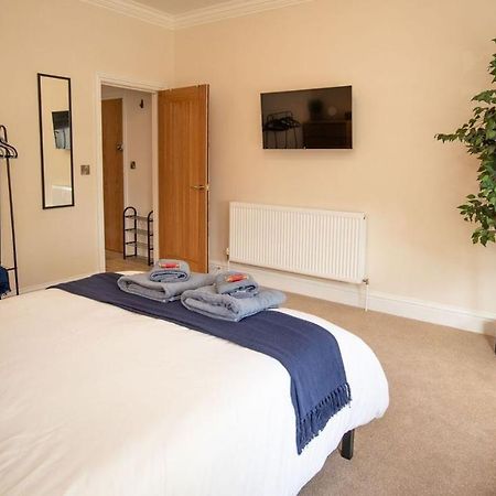 Treetop View Cosy Getaway In Eastbourne, Free Parking, Short And Long Stays, Quarto foto