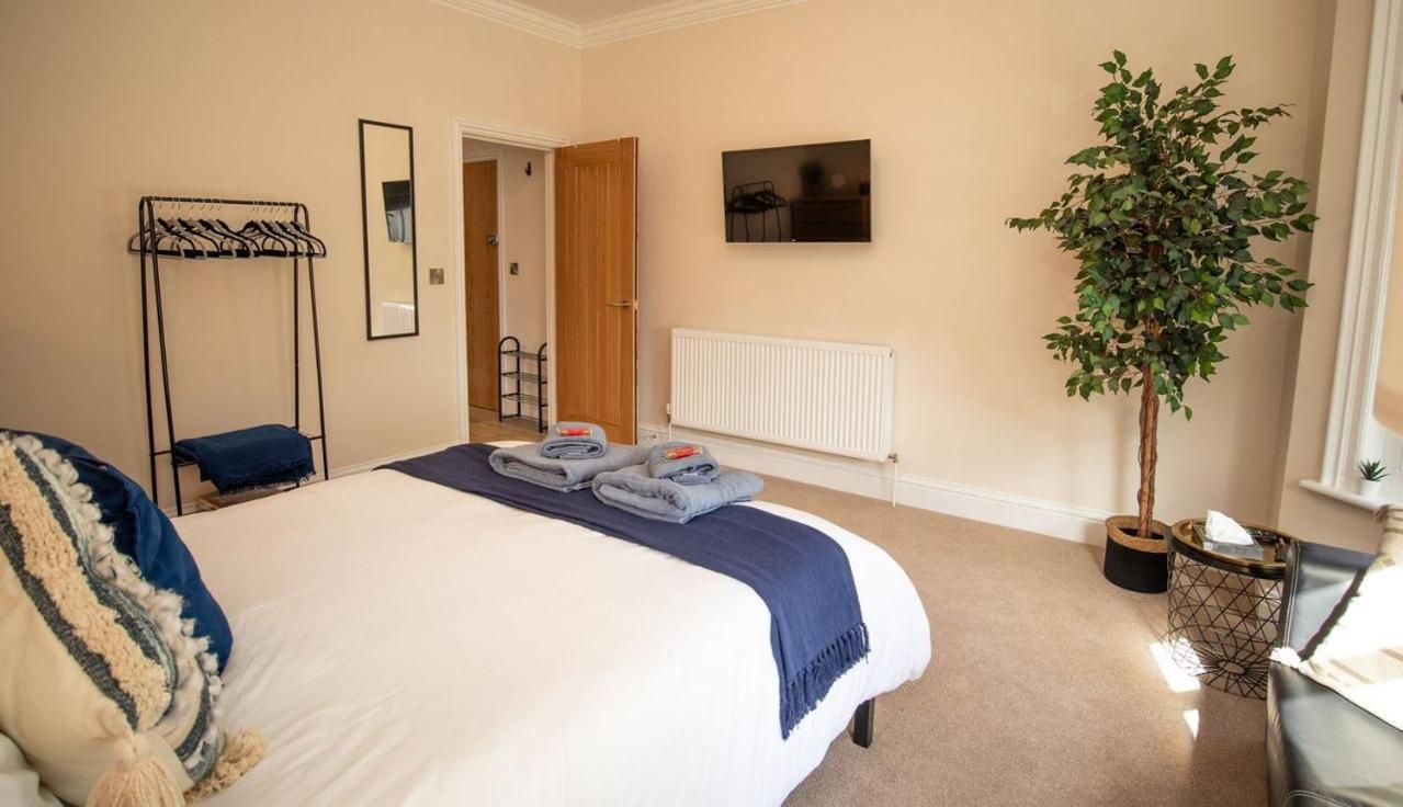Treetop View Cosy Getaway In Eastbourne, Free Parking, Short And Long Stays, Quarto foto